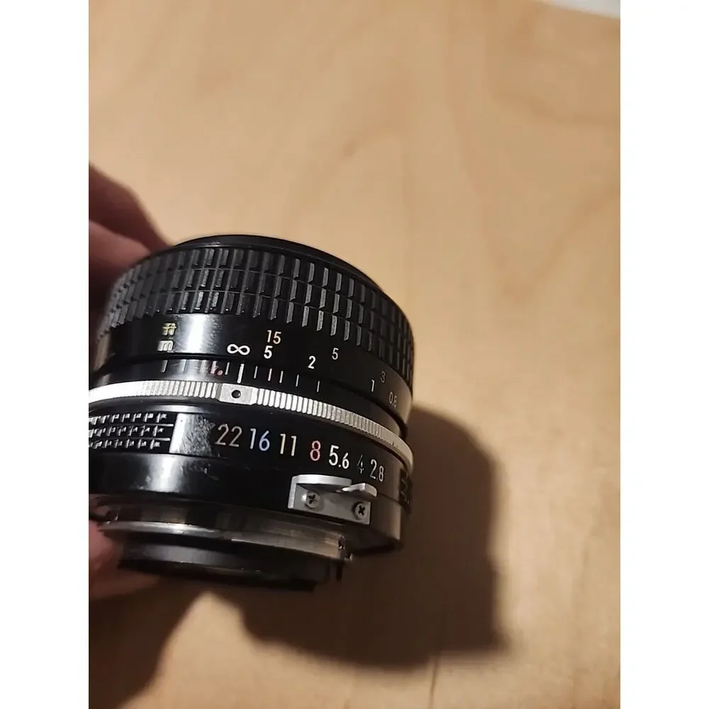 Nikon Nikkor 35mm 1:2.8 f/2.8 Wide Angle Manual Focus F Mount Camera Lens Read